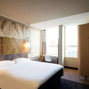 Ibis Centre מלון